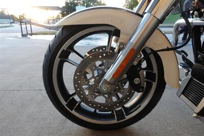 2019 Harley-Davidson Freewheeler   - Photo 15 - Kingman, KS 67068