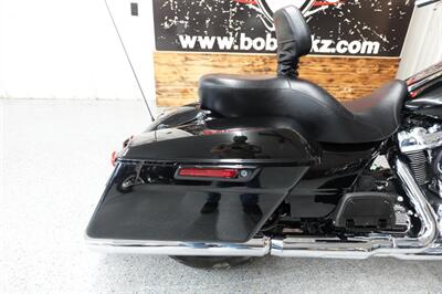 2018 Harley-Davidson Road Glide   - Photo 18 - Kingman, KS 67068