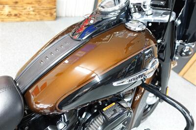 2019 Harley-Davidson Softail Heritage Classic 114   - Photo 16 - Kingman, KS 67068