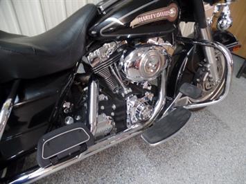2007 Harley-Davidson Electra Glide   - Photo 8 - Kingman, KS 67068