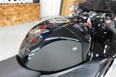 2023 Suzuki Hayabusa   - Photo 19 - Kingman, KS 67068