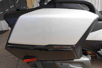 2022 Can Am Spyder RT SE6   - Photo 28 - Kingman, KS 67068