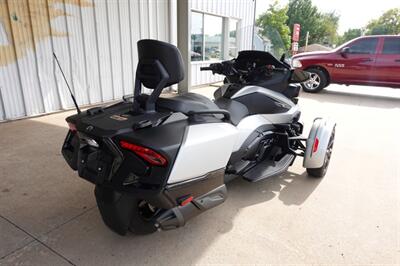 2022 Can Am Spyder RT SE6   - Photo 8 - Kingman, KS 67068