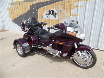 1996 Honda Gold Wing 1500 Trike Voyager   - Photo 2 - Kingman, KS 67068