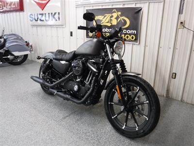 2018 Harley-Davidson Sportster 883 Iron   - Photo 2 - Kingman, KS 67068
