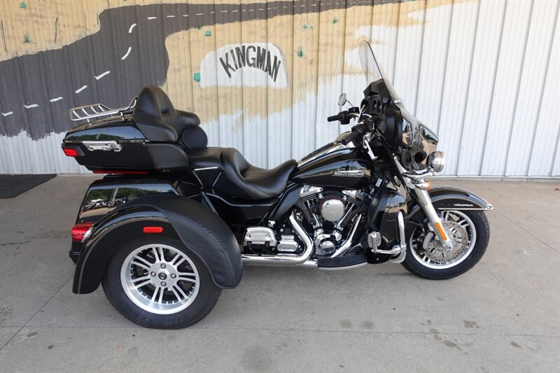 2016 Harley-Davidson Tri Glide   - Photo 1 - Kingman, KS 67068