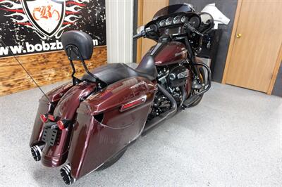 2018 Harley-Davidson Street Glide Special   - Photo 9 - Kingman, KS 67068