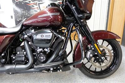 2018 Harley-Davidson Street Glide Special   - Photo 11 - Kingman, KS 67068