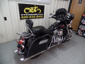 2006 Harley-Davidson Electra Glide Standard   - Photo 3 - Kingman, KS 67068