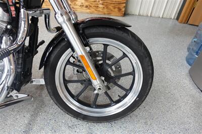 2013 Harley-Davidson Sportster 883 Superlow   - Photo 9 - Kingman, KS 67068