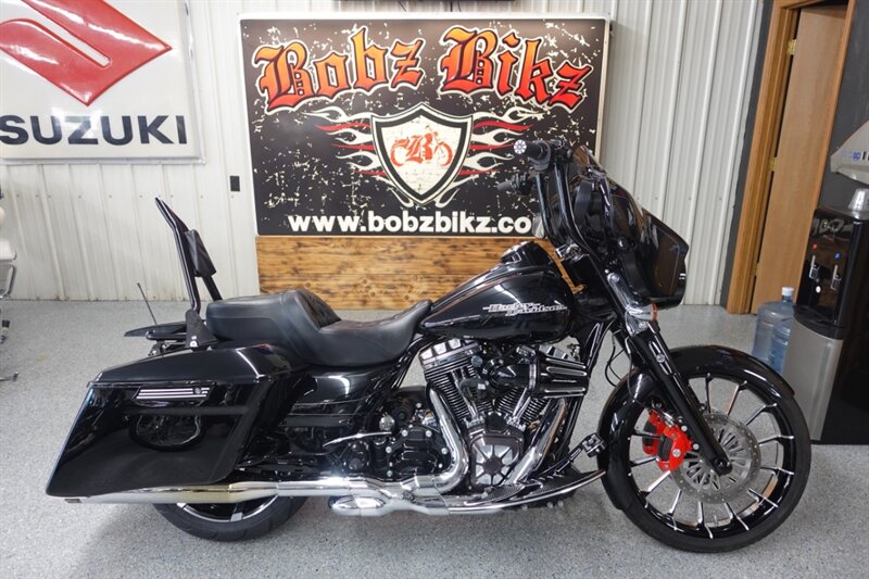 2015 Harley-Davidson Street Glide Special   - Photo 1 - Kingman, KS 67068