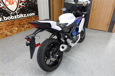 2025 Yamaha YZF R3   - Photo 8 - Kingman, KS 67068