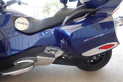 2017 Can Am Spyder RT Limited SE6   - Photo 17 - Kingman, KS 67068