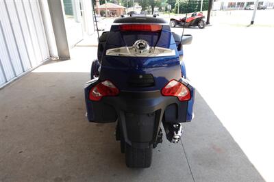 2017 Can Am Spyder RT Limited SE6   - Photo 7 - Kingman, KS 67068