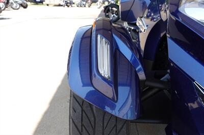 2017 Can Am Spyder RT Limited SE6   - Photo 36 - Kingman, KS 67068