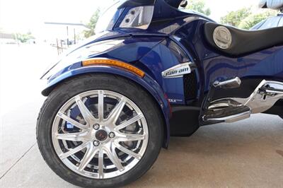 2017 Can Am Spyder RT Limited SE6   - Photo 15 - Kingman, KS 67068