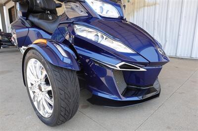 2017 Can Am Spyder RT Limited SE6   - Photo 12 - Kingman, KS 67068