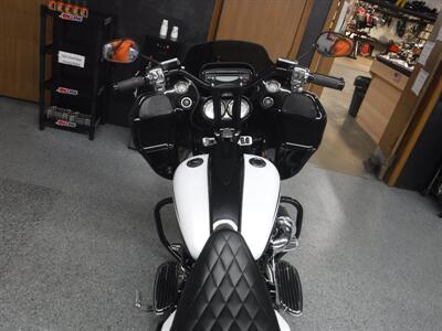 2012 Harley-Davidson Road Glide Custom CVO   - Photo 21 - Kingman, KS 67068