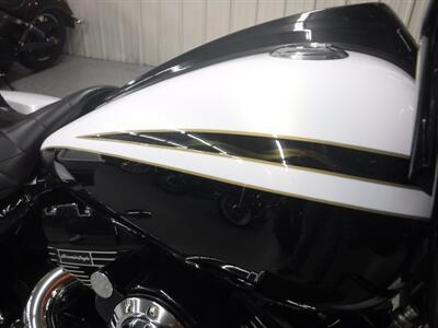 2012 Harley-Davidson Road Glide Custom CVO   - Photo 12 - Kingman, KS 67068