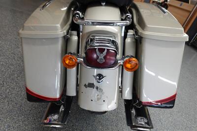 2006 Harley-Davidson Ultra Classic CVO - Photo 38 - Kingman, KS 67068