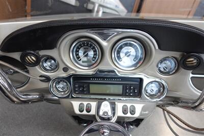 2006 Harley-Davidson Ultra Classic CVO - Photo 46 - Kingman, KS 67068