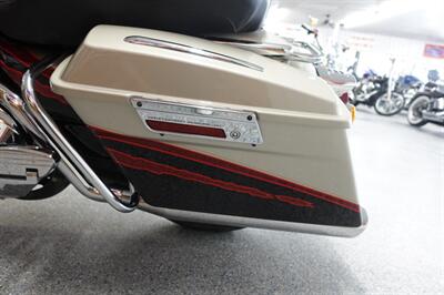 2006 Harley-Davidson Ultra Classic CVO - Photo 35 - Kingman, KS 67068