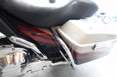 2006 Harley-Davidson Ultra Classic CVO - Photo 34 - Kingman, KS 67068