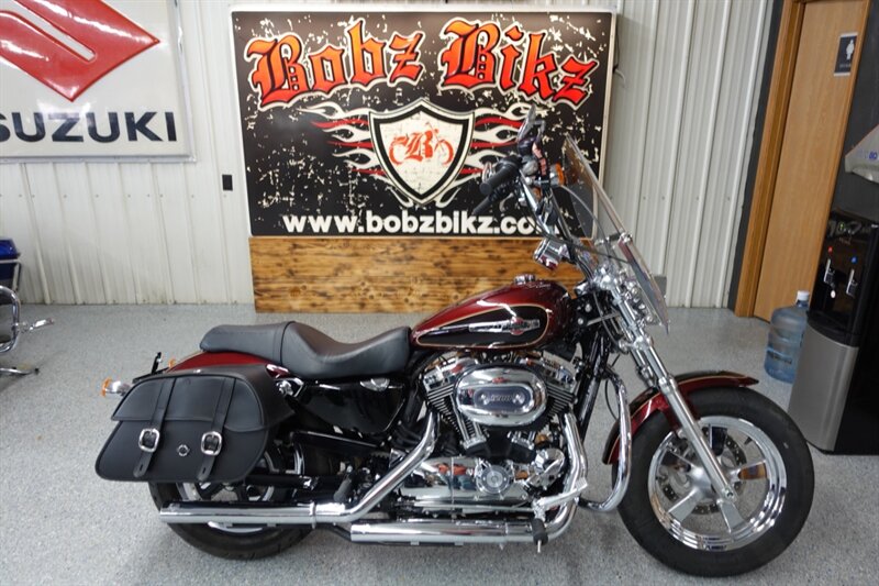 2015 Harley-Davidson Sportster 1200 Custom   - Photo 1 - Kingman, KS 67068