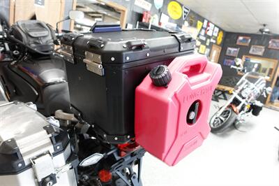 2016 Honda VFR 1200 X   - Photo 38 - Kingman, KS 67068