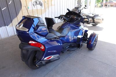 2017 Can Am Spyder RT-S SE6   - Photo 8 - Kingman, KS 67068