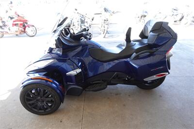 2017 Can Am Spyder RT-S SE6   - Photo 5 - Kingman, KS 67068