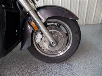 2005 Yamaha Royal Star Tour Deluxe   - Photo 3 - Kingman, KS 67068