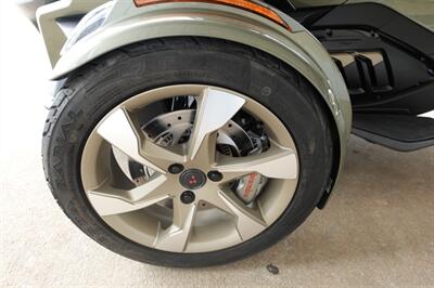 2021 Can Am Spyder RT Limited SE6   - Photo 20 - Kingman, KS 67068