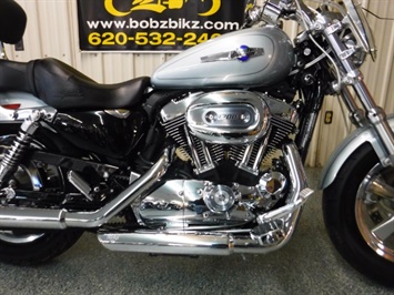 2011 Harley-Davidson Sportster 1200 Custom   - Photo 5 - Kingman, KS 67068