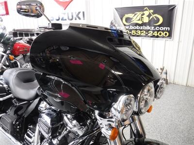 2018 Harley-Davidson Ultra Classic   - Photo 6 - Kingman, KS 67068