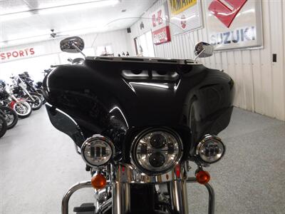 2018 Harley-Davidson Ultra Classic   - Photo 5 - Kingman, KS 67068