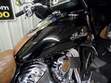 2016 Indian Roadmaster Thunder Black   - Photo 8 - Kingman, KS 67068