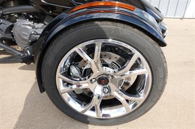 2020 Can Am Spyder F3 Limited SE6 - Photo 9 - Kingman, KS 67068