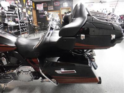2015 Harley-Davidson Road Glide Ultra CVO   - Photo 18 - Kingman, KS 67068