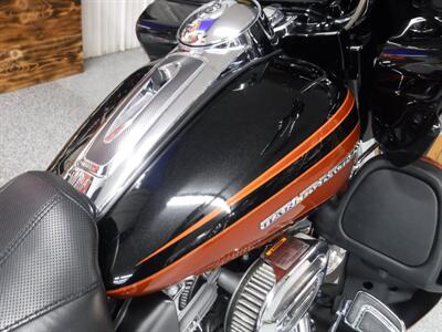 2015 Harley-Davidson Road Glide Ultra CVO   - Photo 13 - Kingman, KS 67068