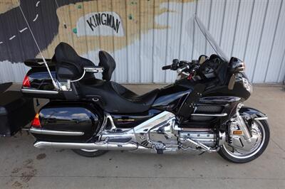2001 Honda Gold Wing 1800   - Photo 2 - Kingman, KS 67068