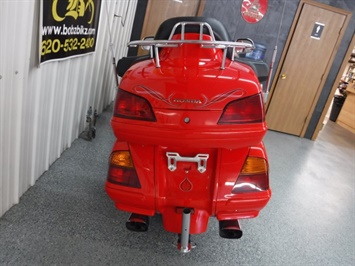 2004 Honda Gold Wing 1800   - Photo 14 - Kingman, KS 67068