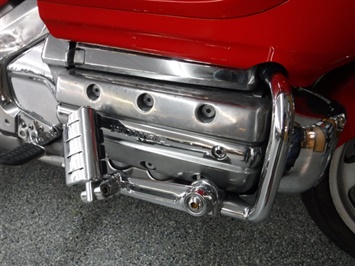 2004 Honda Gold Wing 1800   - Photo 8 - Kingman, KS 67068