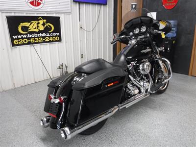 2012 Harley-Davidson Street Glide   - Photo 10 - Kingman, KS 67068