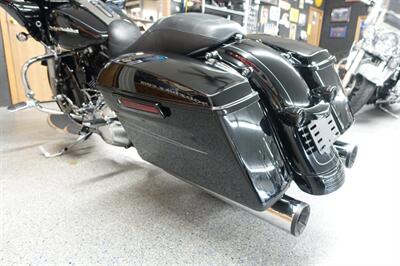 2015 Harley-Davidson Road Glide Special   - Photo 18 - Kingman, KS 67068