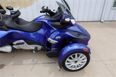 2013 Can Am Spyder RT SM5   - Photo 15 - Kingman, KS 67068