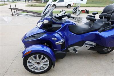2013 Can Am Spyder RT SM5   - Photo 21 - Kingman, KS 67068