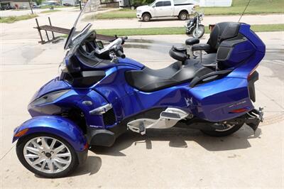 2013 Can Am Spyder RT SM5   - Photo 5 - Kingman, KS 67068