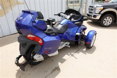 2013 Can Am Spyder RT SM5   - Photo 8 - Kingman, KS 67068