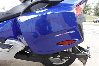 2013 Can Am Spyder RT SM5   - Photo 29 - Kingman, KS 67068